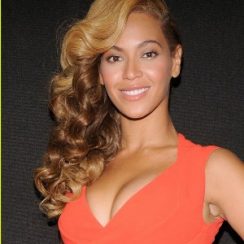 Beyonce Bra Size is 34D